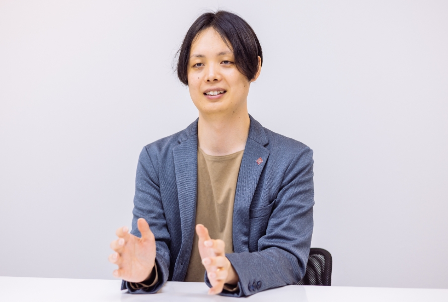 インタビュー中の様子